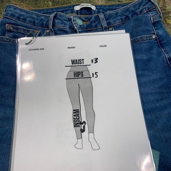 Forever 21 jeans - Picture 7 of 7